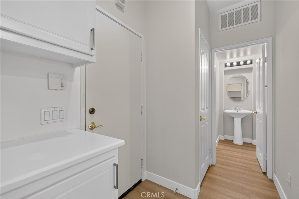 90 Topaz, Irvine CA 92602 - photo 19