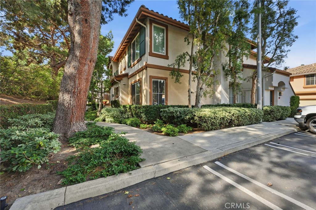 902 Solvay Aisle, Irvine CA 92606 - photo 3