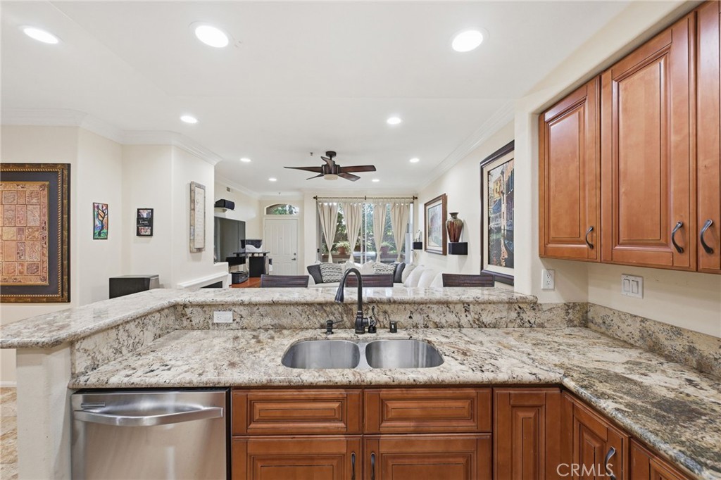 902 Solvay Aisle, Irvine CA 92606 - photo 13