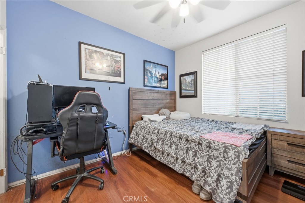 902 Solvay Aisle, Irvine CA 92606 - photo 31