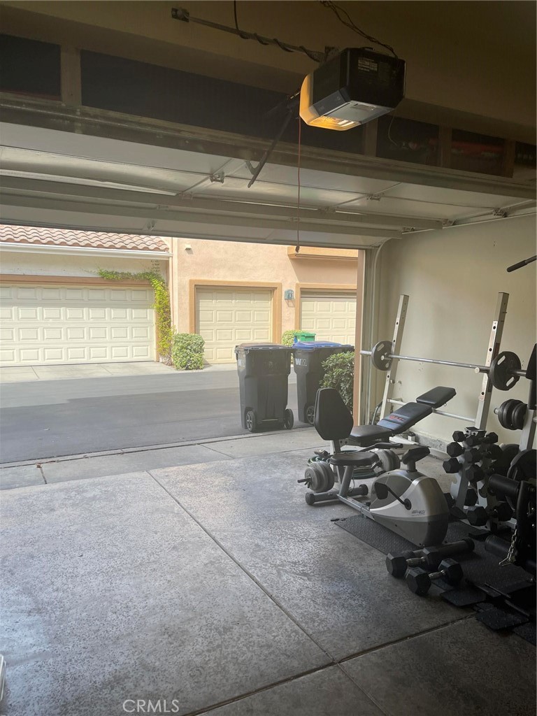 Fantastic two car attached garage - 902 Solvay Aisle, Irvine CA 92606 - photo 38
