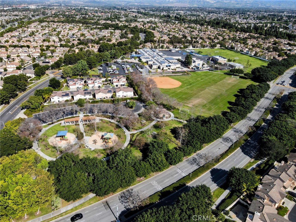 902 Solvay Aisle, Irvine CA 92606 - photo 47