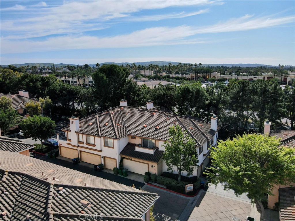 902 Solvay Aisle, Irvine CA 92606 - photo 63