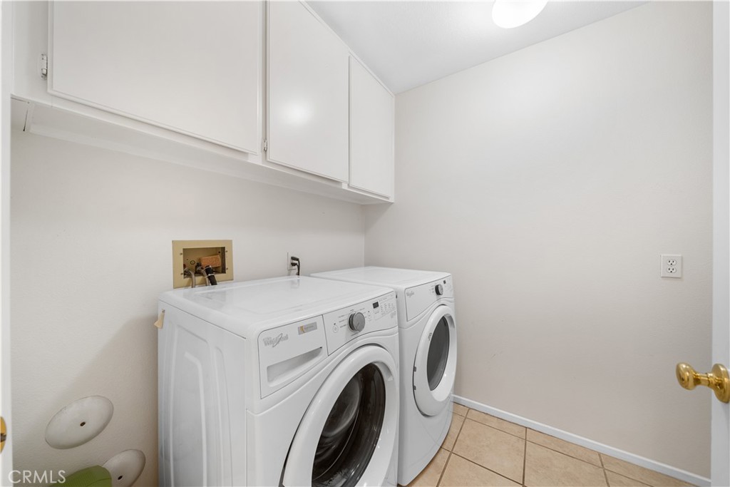 905 Somerville, Irvine CA 92620 - photo 10