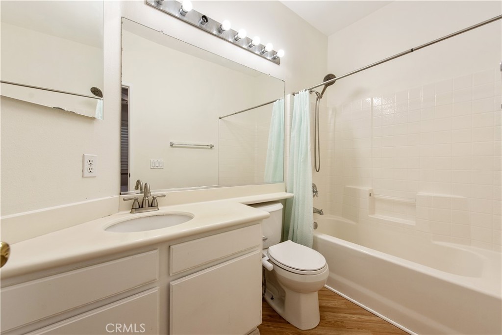905 Somerville, Irvine CA 92620 - photo 16