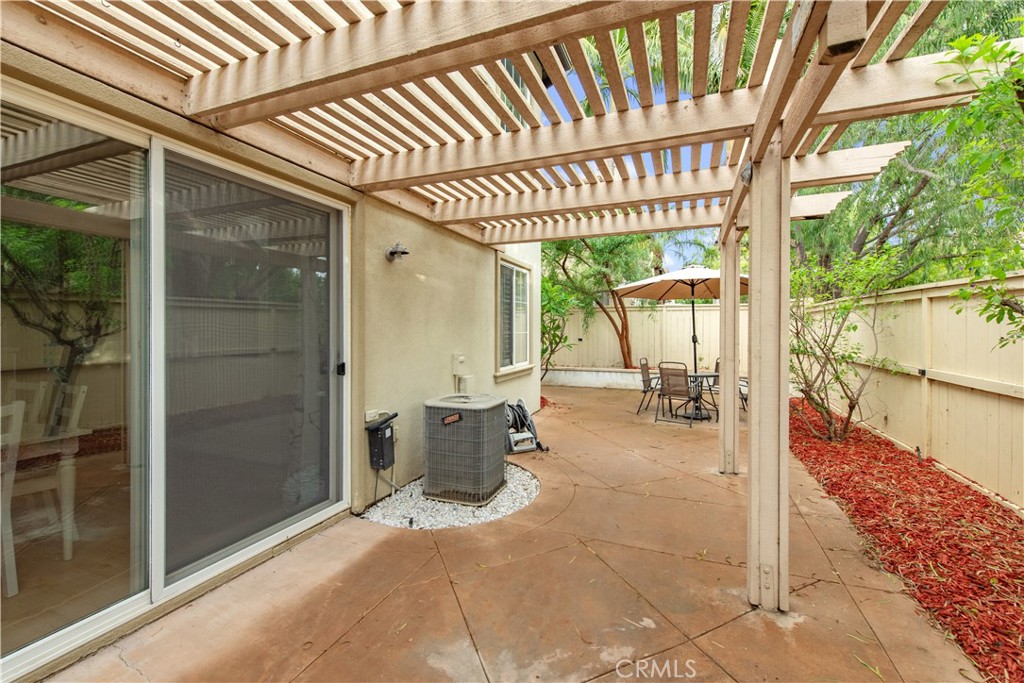 905 Somerville, Irvine CA 92620 - photo 22