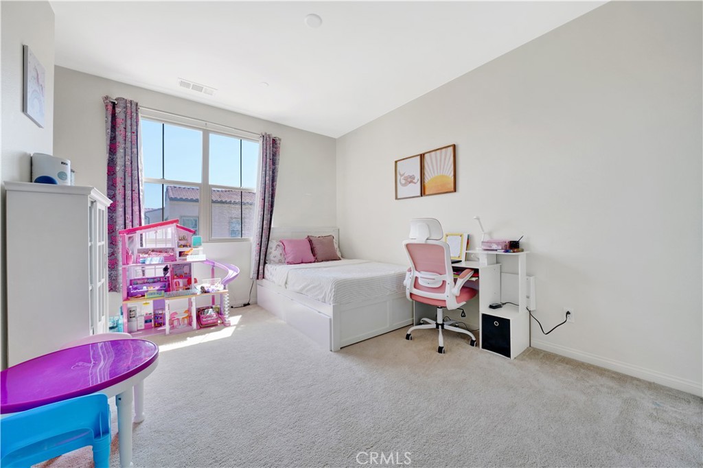 Guest Bedroom - 92 Capricorn, Irvine CA 92618 - photo 25