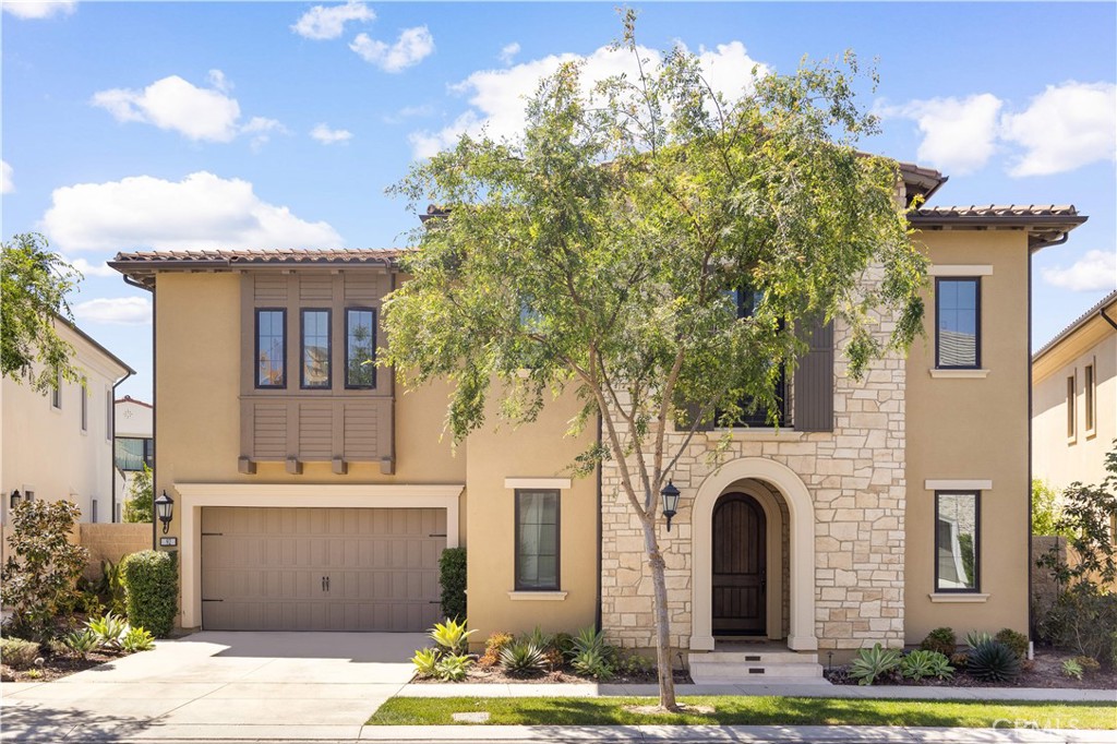 92 Interstellar, Irvine CA 92618 - photo 3