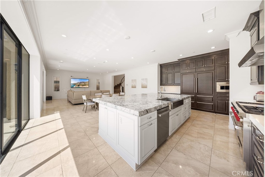 92 Interstellar, Irvine CA 92618 - photo 25