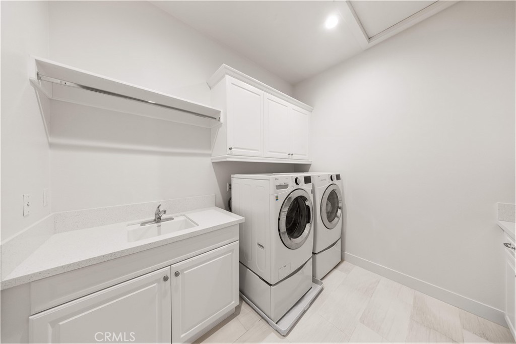 92 Interstellar, Irvine CA 92618 - photo 47