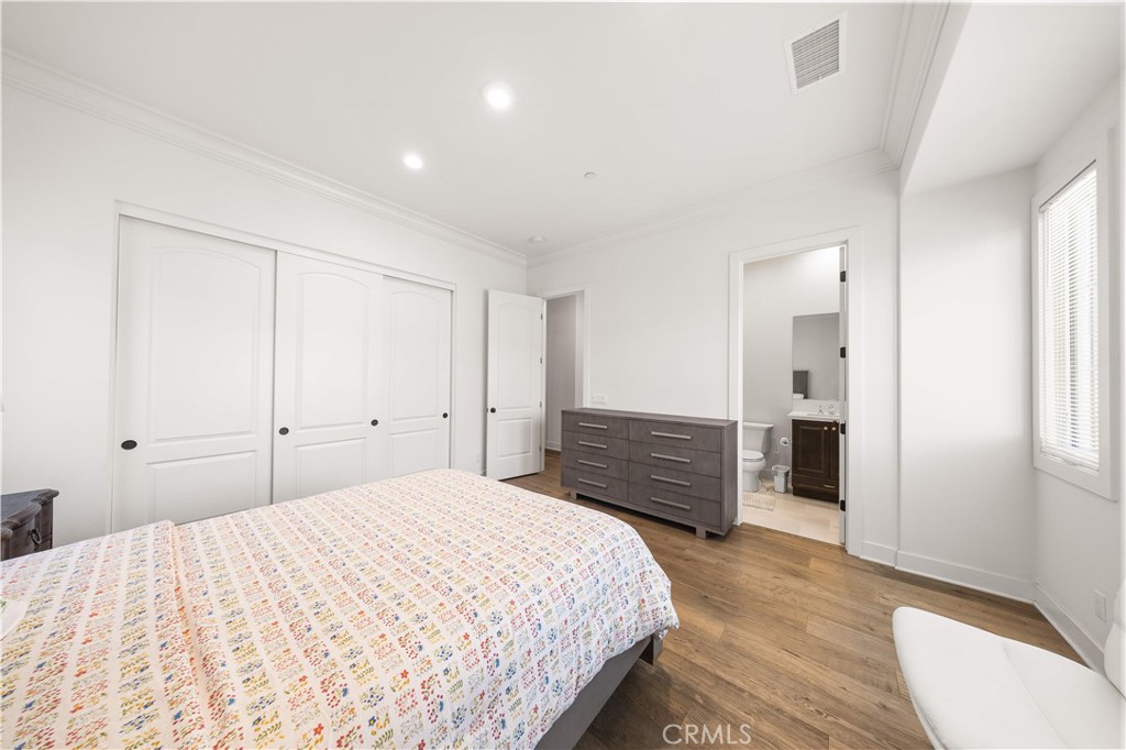 92 Interstellar, Irvine CA 92618 - photo 49