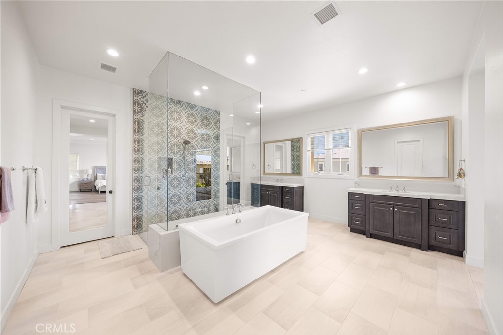 92 Interstellar, Irvine CA 92618 - photo 61