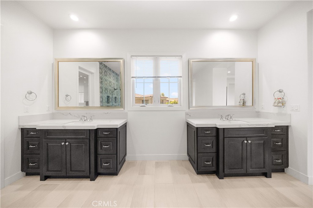 92 Interstellar, Irvine CA 92618 - photo 63