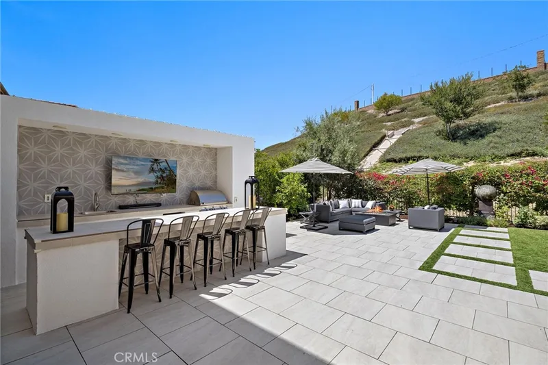 93 Interstellar, Irvine, CA 92618