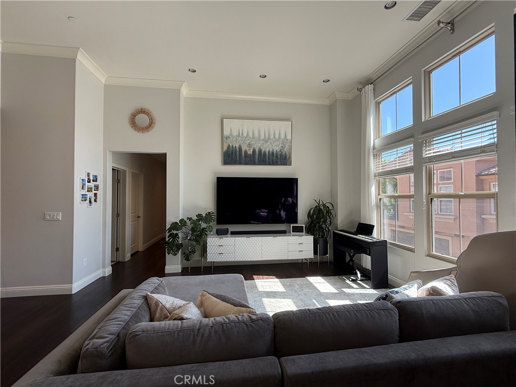 Living Room - 93 Thornhurst, Irvine CA 92620 - photo 4
