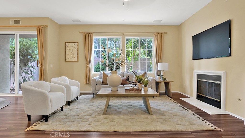 933 Somerville, Irvine CA 92620 - photo 3