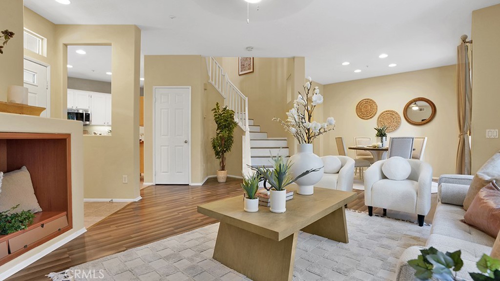 933 Somerville, Irvine CA 92620 - photo 5