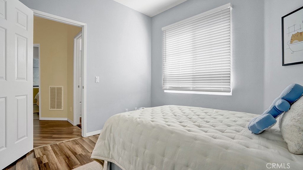 933 Somerville, Irvine CA 92620 - photo 17