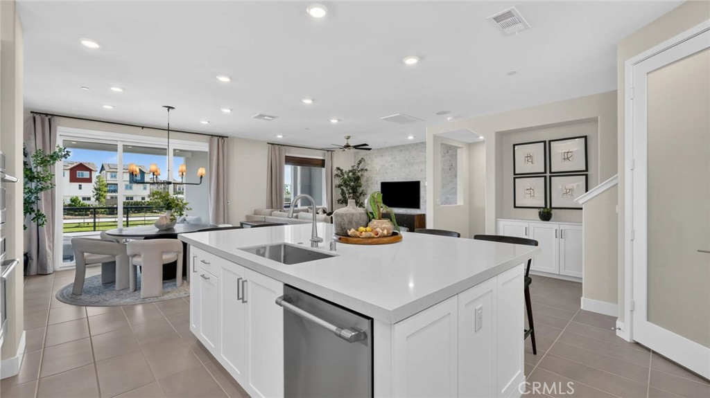 Photos shown are of model only- not actual homesite. - 933 Treble, Irvine CA 92618 - photo 3