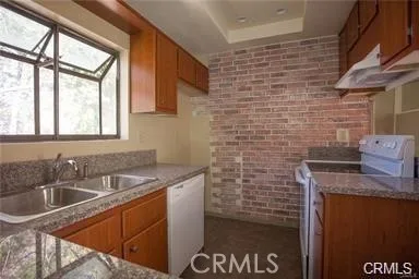94 Lakepines, Irvine