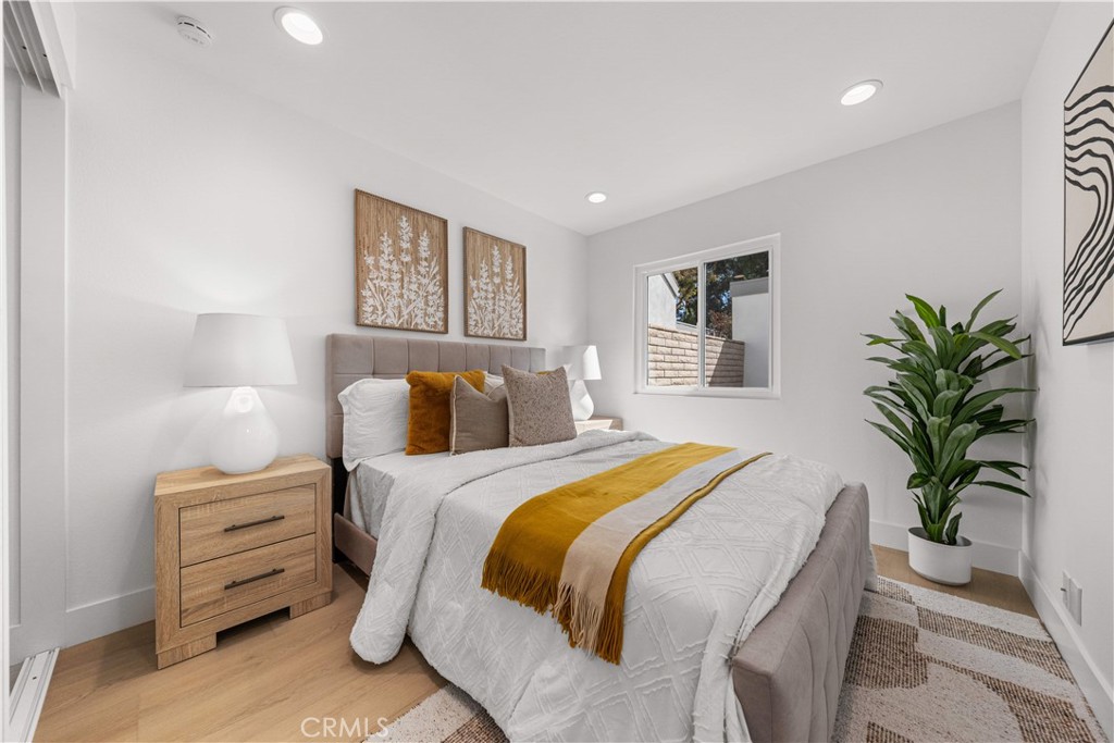 94 Sequoia Tree Lane, Irvine CA 92612 - photo 9