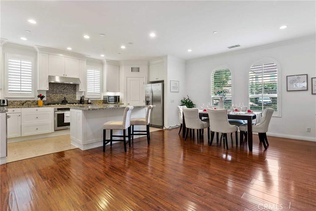 95 hanging garden, Irvine CA 92620 - photo 5