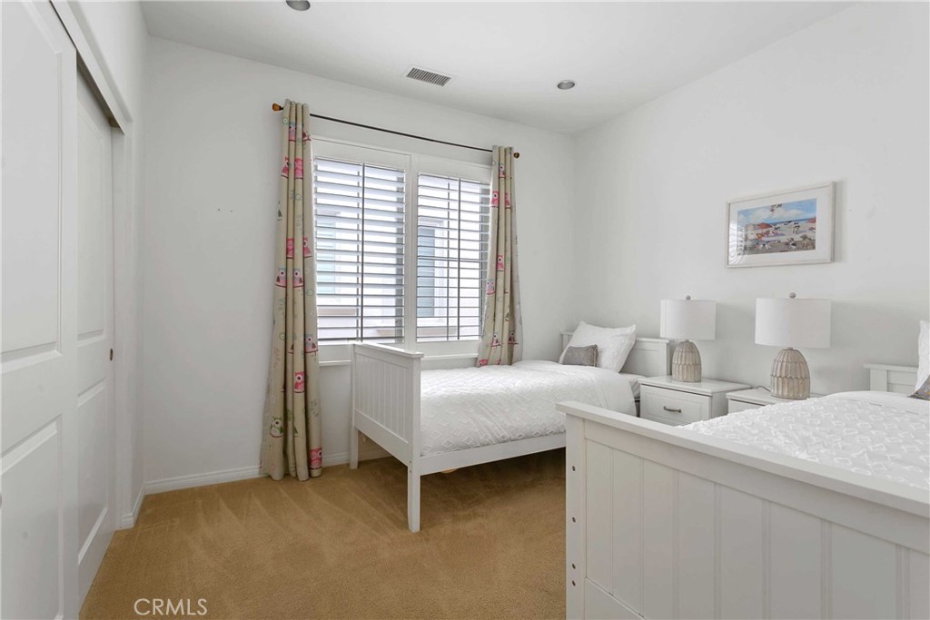 95 hanging garden, Irvine CA 92620 - photo 12