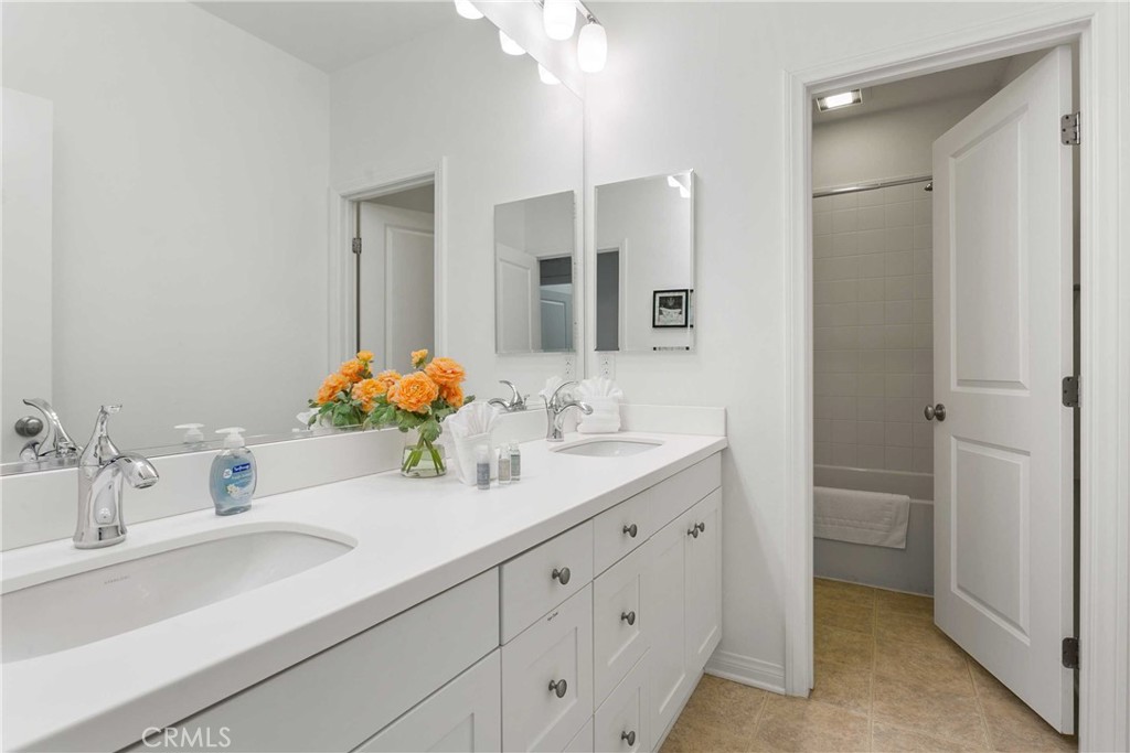 95 hanging garden, Irvine CA 92620 - photo 14