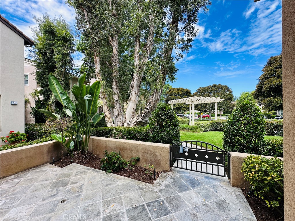 96 Canopy, Irvine CA 92603 - photo 18