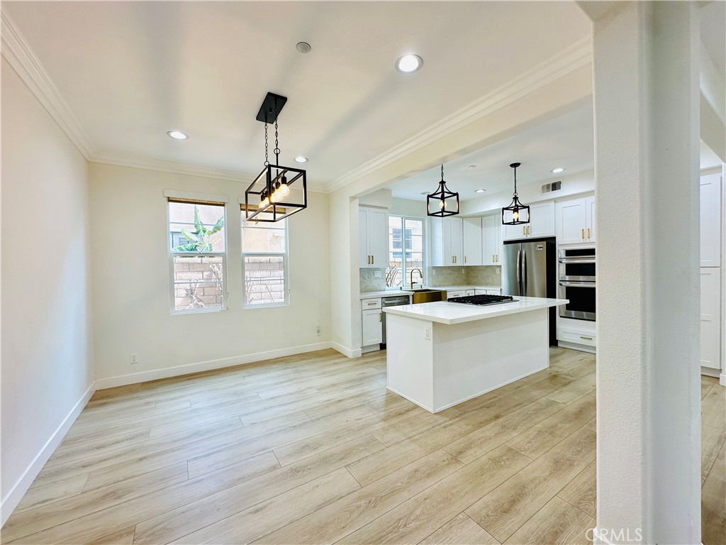 96 Canopy, Irvine CA 92603 - photo 22