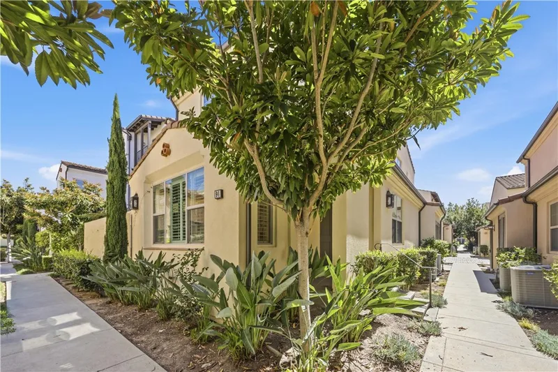 96 Tallowood, Irvine, CA 92620