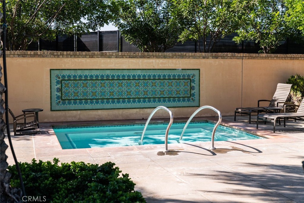 98 Rembrandt, Irvine CA 92620 - photo 35