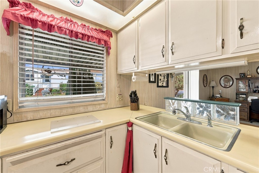 1001 Lambert Road 190, La Habra CA 90631 - photo 19