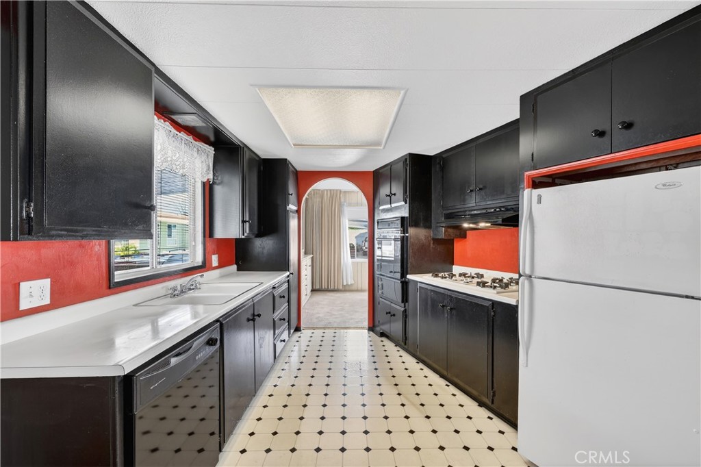 1001 Lambert Road 258, La Habra CA 90631 - photo 10