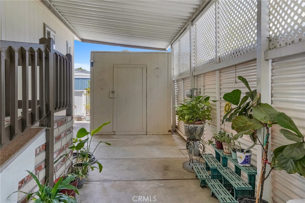 1001 W Lambert 219, La Habra CA 90631 - photo 46
