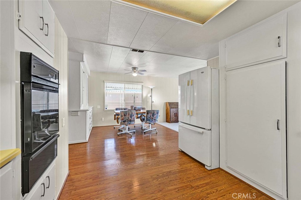 1001 W Lambert 30, La Habra CA 90631 - photo 13