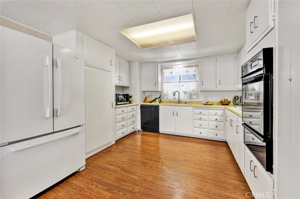 1001 W Lambert 30, La Habra CA 90631 - photo 14