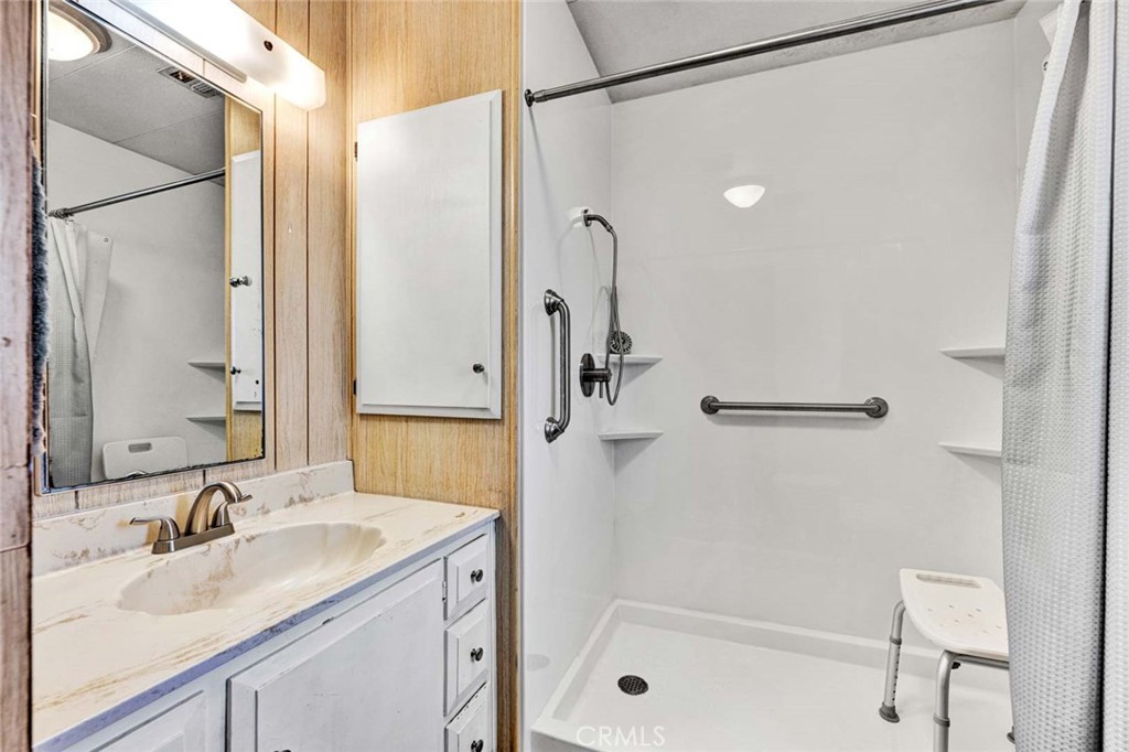 1001 W Lambert 30, La Habra CA 90631 - photo 16