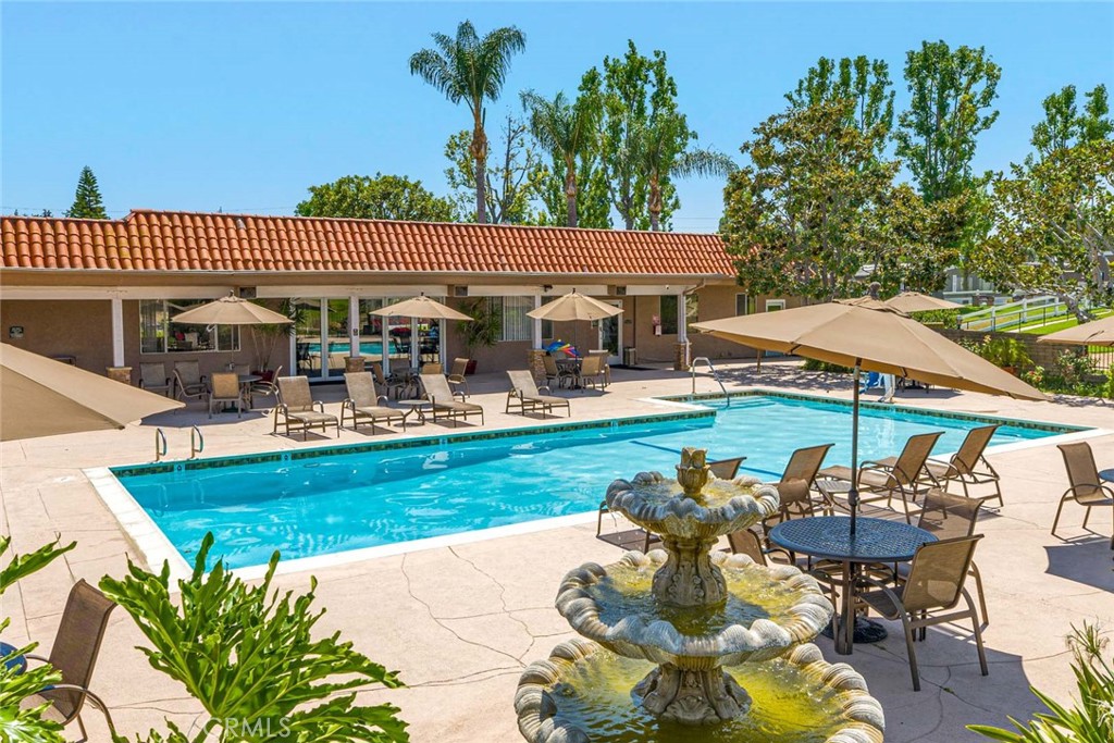Beautiful main pool at Friendly Village - 1001 W Lambert 30, La Habra CA 90631 - photo 31