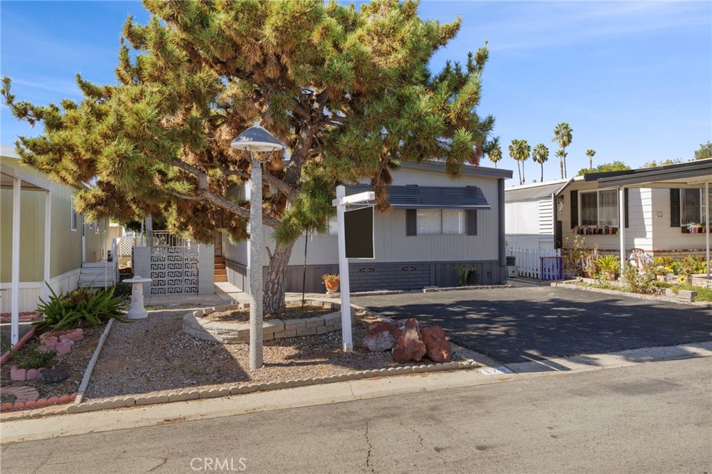 1001 W Lambert Road 179, La Habra CA 90631 - photo 2