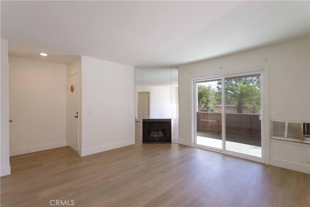 1044 S Idaho 1, La Habra CA 90631 - photo 5