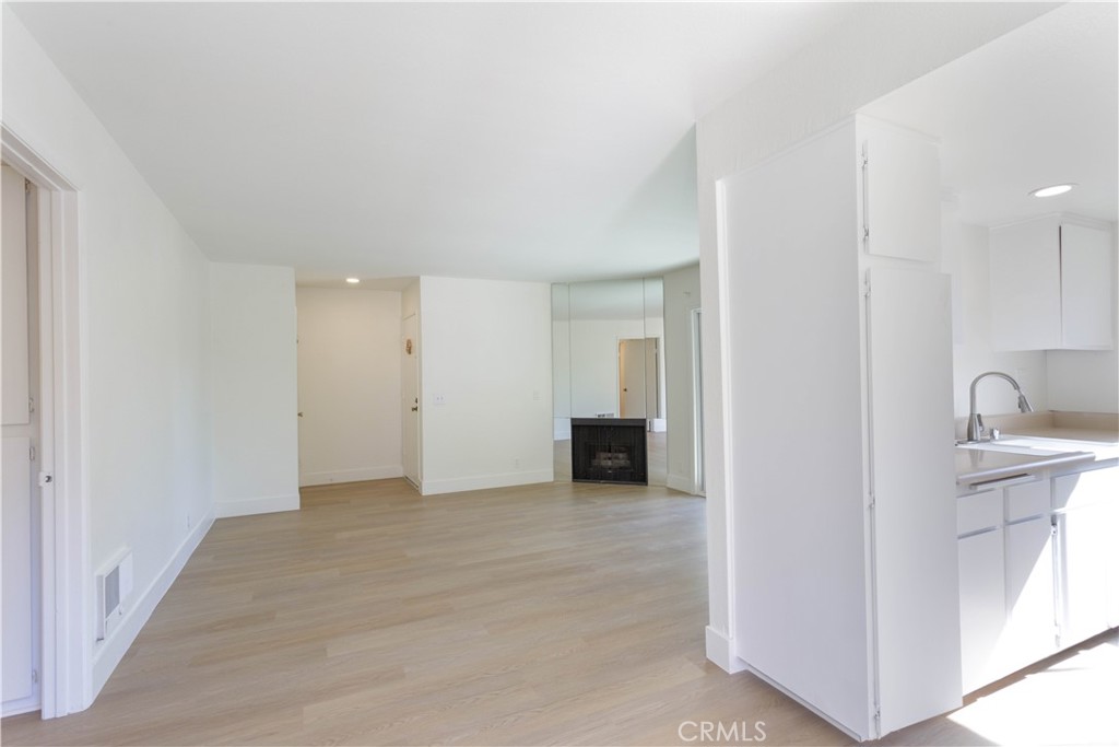1044 S Idaho 1, La Habra CA 90631 - photo 8