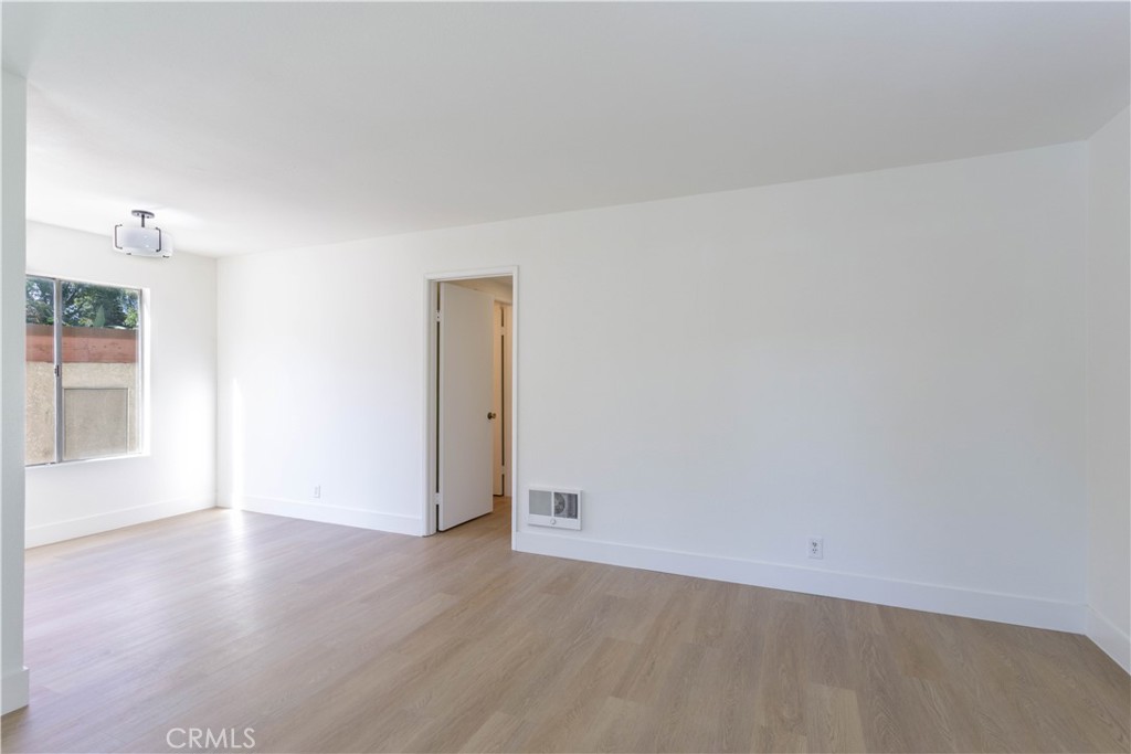 1044 S Idaho 1, La Habra CA 90631 - photo 21