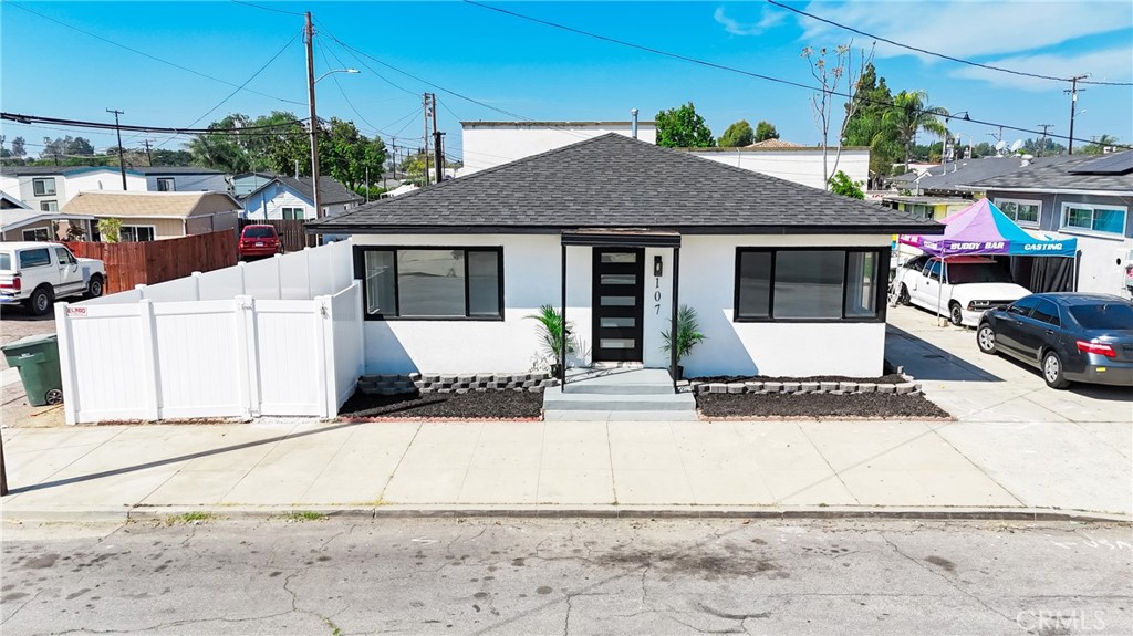 Entry - 107 California St, La Habra CA 90631 - photo 1