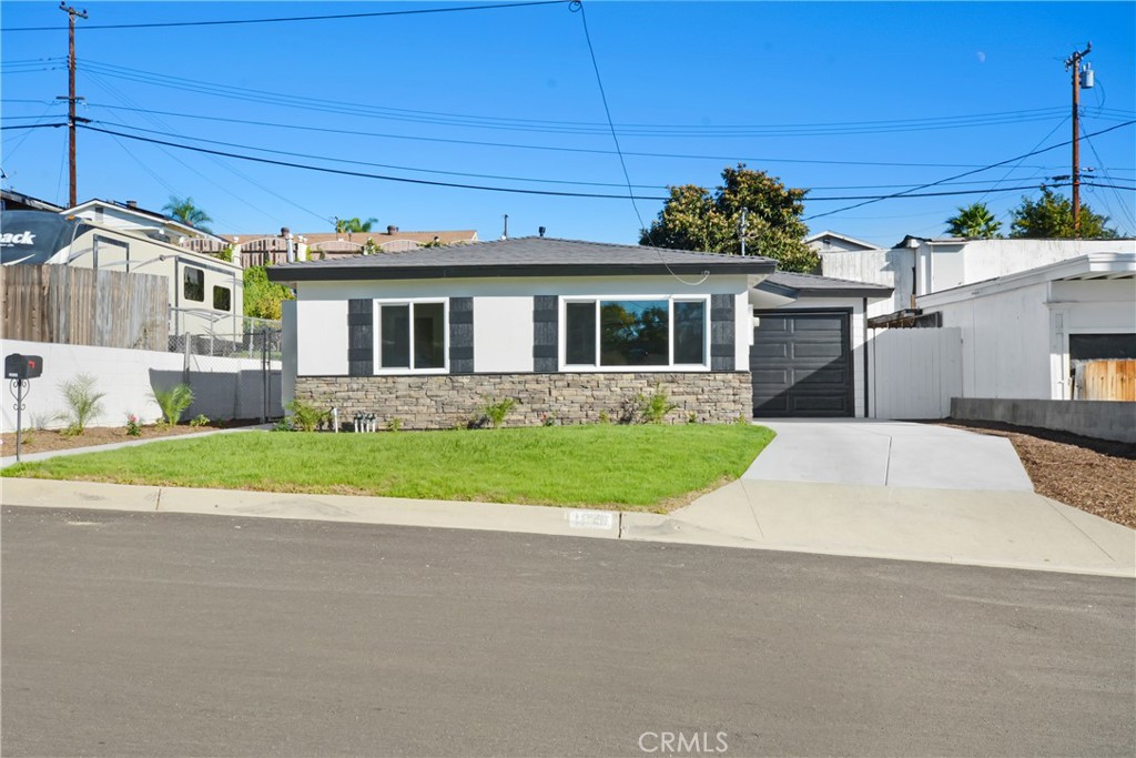 1070 La Casa, La Habra CA 90631 - photo 1