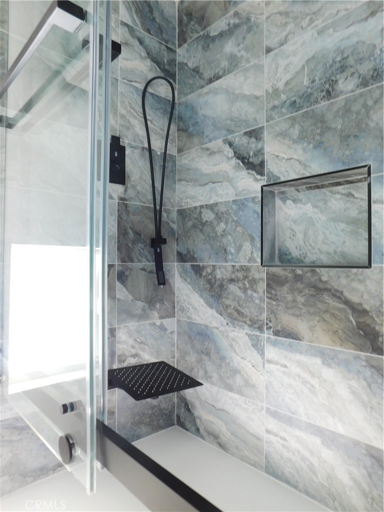 ADU Shower - 1111 Carol Street, La Habra CA 90631 - photo 55