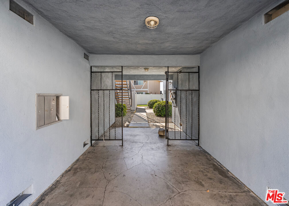 121 Greentree Lane, La Habra CA 90631 - photo 6