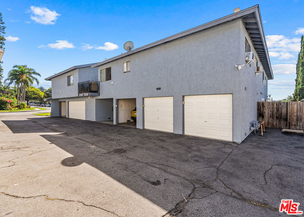 121 Greentree Lane, La Habra CA 90631 - photo 9
