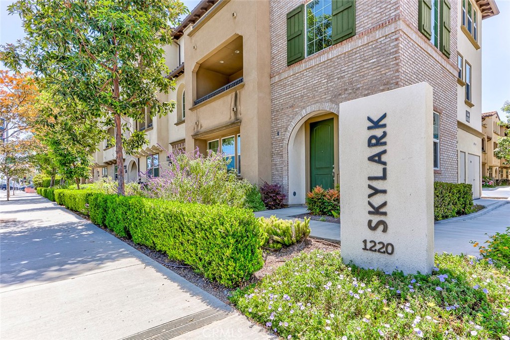 1220 W La Habra Boulevard W 102, La Habra CA 90631 - photo 1