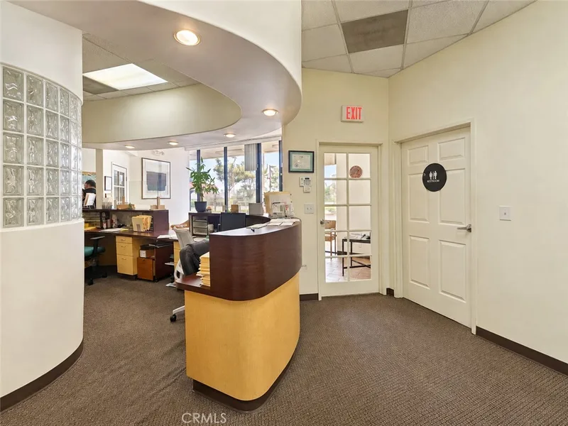 125 S Harbor Blvd 125, La Habra, CA 90631